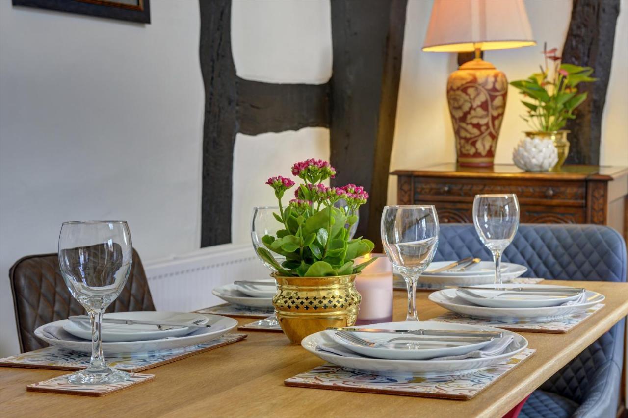 Loft Cottage: Tudor Retreat Near * Stratford-upon-Avon