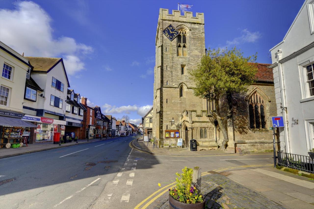 Loft Cottage: Tudor Retreat Near Apartment Stratford-upon-Avon